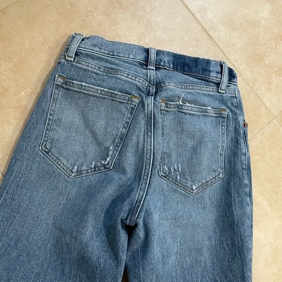 Abercrombie & Fitch 90’s Straight Ultra High Rise Jeans - Picture 5 of 5